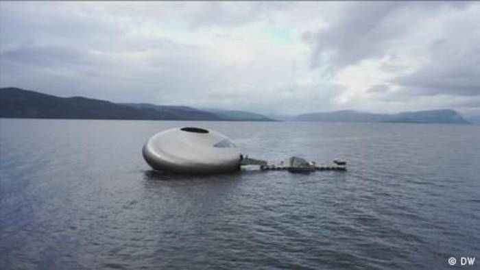 News video: Mitten in einem Fjord: das schwimmende Restaurant 