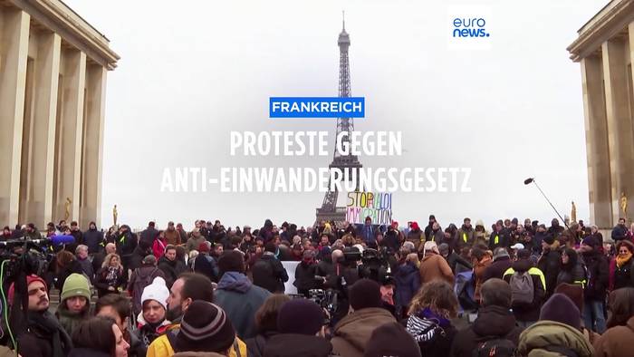 Video: Zehntausende Franzosen protestieren gegen umstrittenes Einwanderungsgesetz