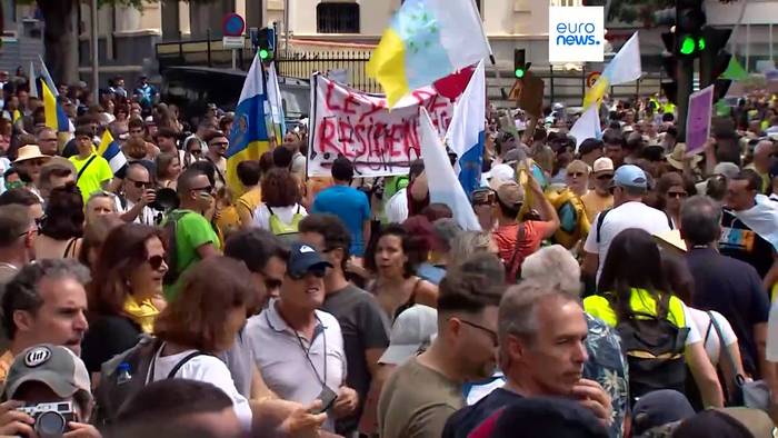 Video: Massendemonstration gegen Massentourismus auf den Kanarischen Inseln