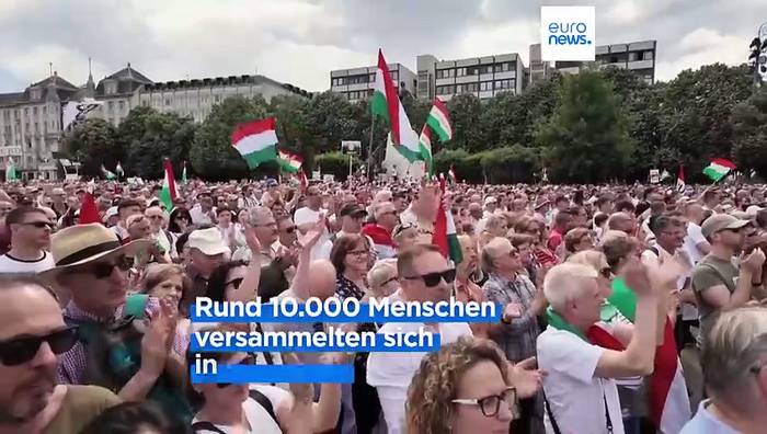 Video: Ungarischer Oppositionspolitiker Magyar sagt Orbán und Korruption den Kampf an