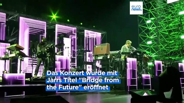 Video: Jean-Michel Jarre liefert spektakuläre Lichtshow in Bratislava