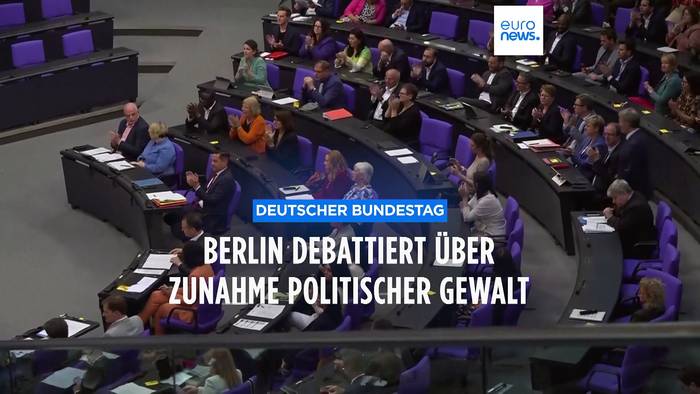 Video: Geschlagen und bespuckt: Berlin debattiert über Gewalt gegen Politiker