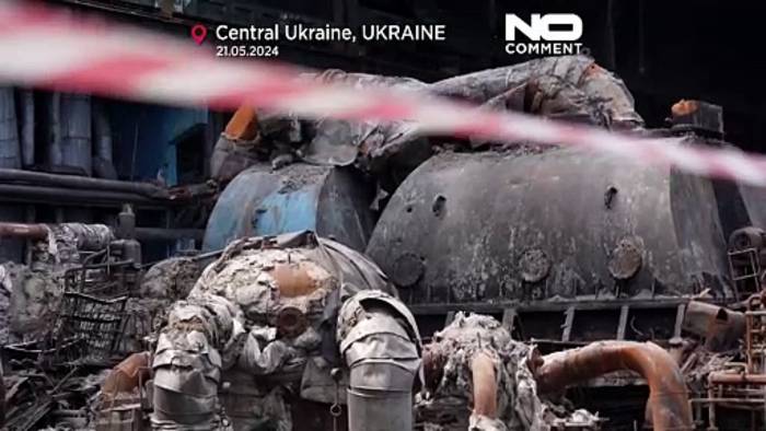 Video: Ukraine: Baerbock besucht schwer beschädigtes Kraftwerk