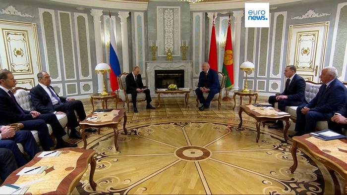 Video: Putin in Belarus: Gespräche über Sicherheit und Atomwaffen