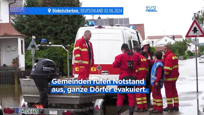 Video: Hochwasserkatastrophe in Süddeutschland: Feuerwehrmann getötet, ICE entgleist