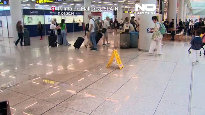 Video: Starkregen und Sturm legen Flughafen auf Mallorca lahm
