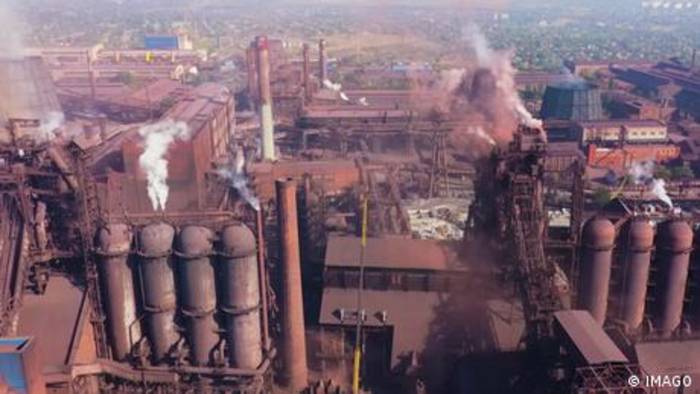 Video: CO2 Steuer als Klimaretter?