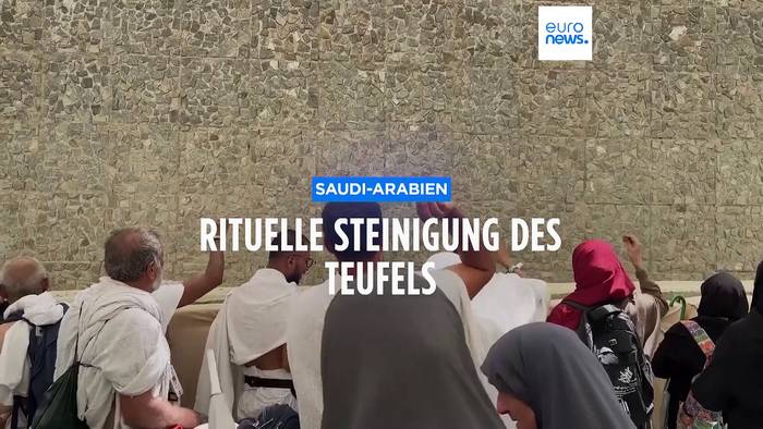 Video: Eid al-Adha: Rituelle Steinigung des Teufels in Mina