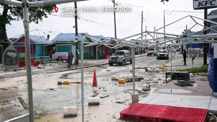 Video: Kategorie 5: Hurrikan Beryl trifft die Karibikinsel Carriacou