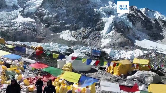 Video: Es wird Jahre dauern, den Mount Everest vom Müll zu befreien