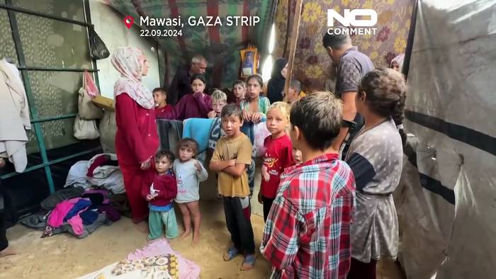 Video: Fluten im Gazastreifen: Zeltlager unter Wasser