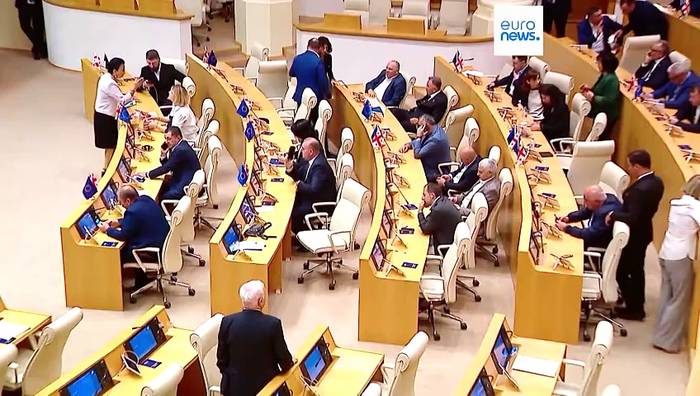 Video: Georgische Präsidentin kämpft im Wahlkampf für Georgiens EU-Beitritt