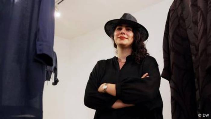 News video: Sepideh Ahadi, Berliner Modedesignerin mit Wurzeln im Iran