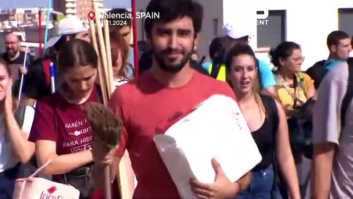 News video: No Comment: In Spanien organisiert sich nach der Flutkatastrophe die Solidarität