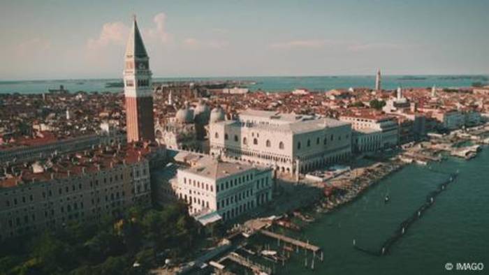 Video: Wie lebt es sich in Venedig?