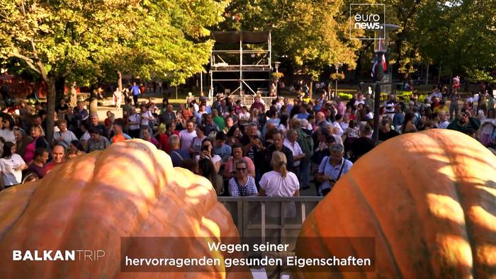 Video: Nordserbien: Kürbisfest in Kikinda, die Schönheit des Palić-Sees und die Synagoge von Subotica