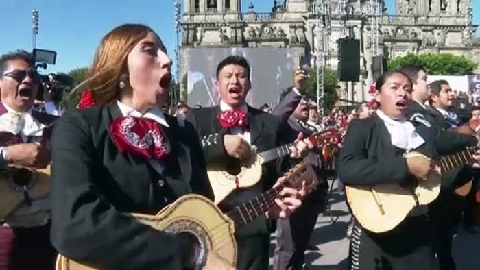 News video: Mariachi-Weltrekord: Über 1.000 Musiker versammeln sich in Mexiko-Stadt