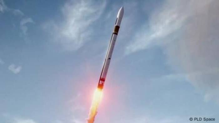 Video: Paella und Raketen – Raumfahrt unter Palmen