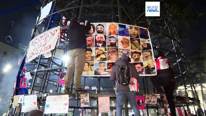 Video: Georgien: Journalisten und Medienschaffende beteiligen sich an Protesten