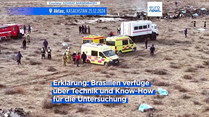 Video: Kasachstan schickt die Flugschreiber des Aserbaidschan Airlines Flugzeuges nach Brasilien, um die Untersuchung fortzusetzen
