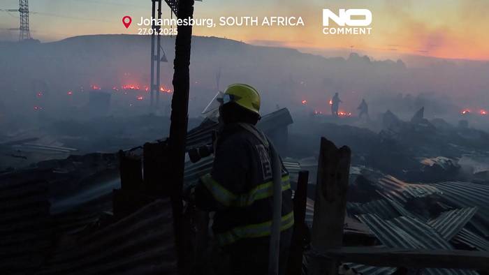 Video: Feuer vernichtet ein ganzes Viertel in Johannesburg