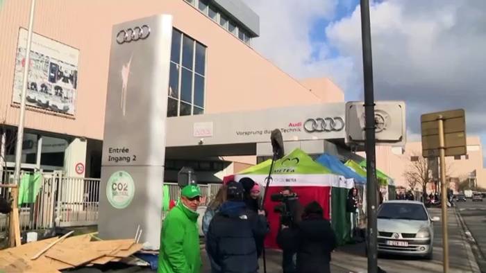 News video: Letzte Schicht im belgischen Audi-Werk, 3.000 verlieren ihre Jobs