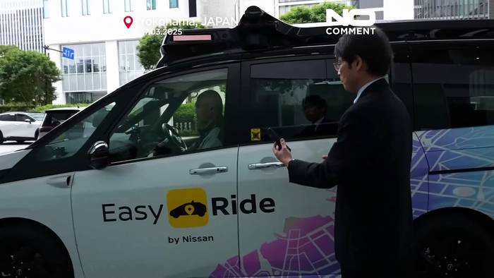 Video: Selbstfahrendes Auto navigiert mit modernster Technologie durch die Straßen von Yokohama