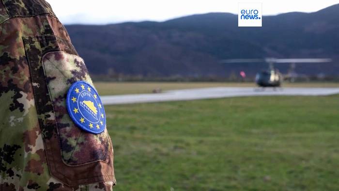 Video: Zusätzliche EUFOR-Friedenstruppen treffen in Bosnien-Herzegowina ein
