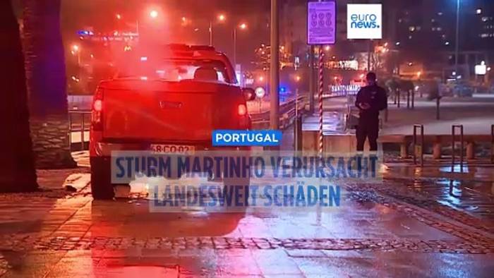 News video: Sturm Martinho wütet in Portugal: Flüge, Straßen und Schienenverkehr lahmlegt