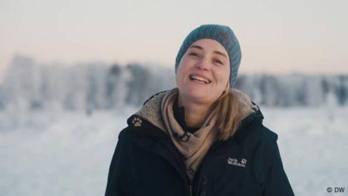 Video: Auf der Suche nach Polarlichtern in Finnland