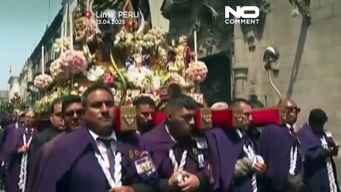 Video: Hunderte Katholiken in Peru und Guatemala feiern Palmsonntag
