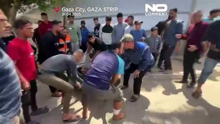 Video: Israelischer Luftangriff trifft Zelte mit vertriebenen Gazanern