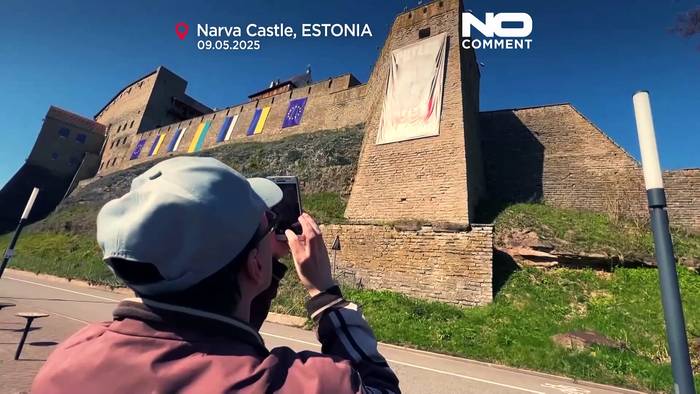 Video: Estlands Museum in Narva zeigt umstrittenes Putin-Hitler-Banner