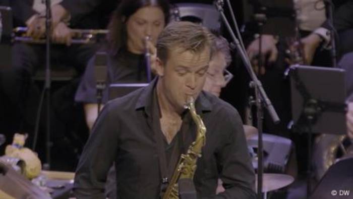 News video: Jazzfest Bonn: frischer Sound eines 300-jährigen Orchesters