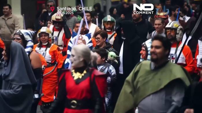 Video: ‘Parade der Galaxien’ bringt Star Wars Fans auf die Straßen von Santiago