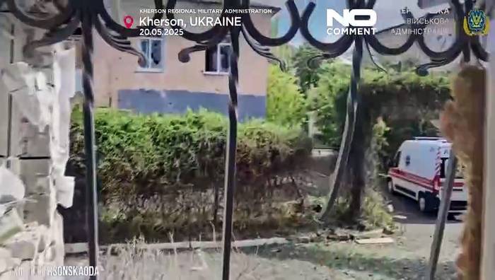 Video: Russische Drohnenangriffe treffen Häuser in Cherson und Slowjansk