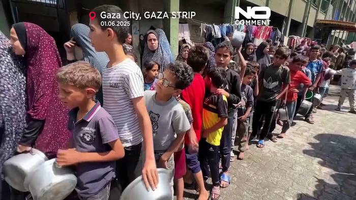 News video: Lange Schlangen für Essen in Gaza aufgrund wachsender Hungersnot