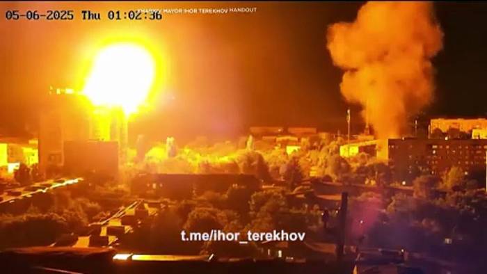 News video: Mehrere Tote nach tödlichem russischem Drohnenangriff auf Charkiw und Pryluky