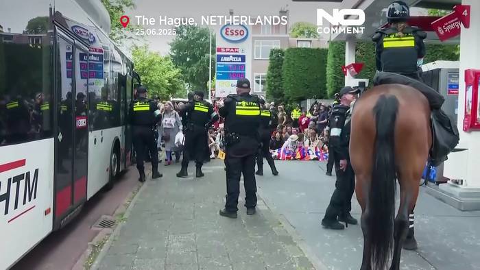 News video: Aktivisten der Extinction Rebellion beim Protest gegen den NATO-Gipfel in Den Haag verhaftet