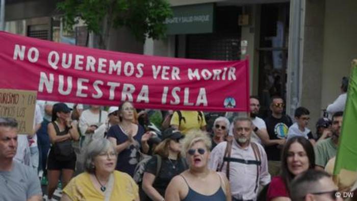 Video: Teneriffa am Limit: Proteste gegen Overtourism