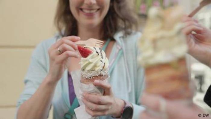 News video: Trdelnik — eine traditionelle Spezialität aus Prag?