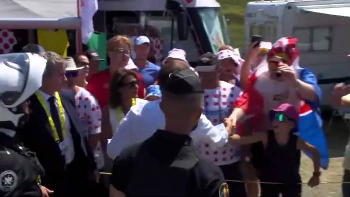 News video: Macron besucht Tour de France – Pogačar gewinnt 12. Etappe in Hautacam