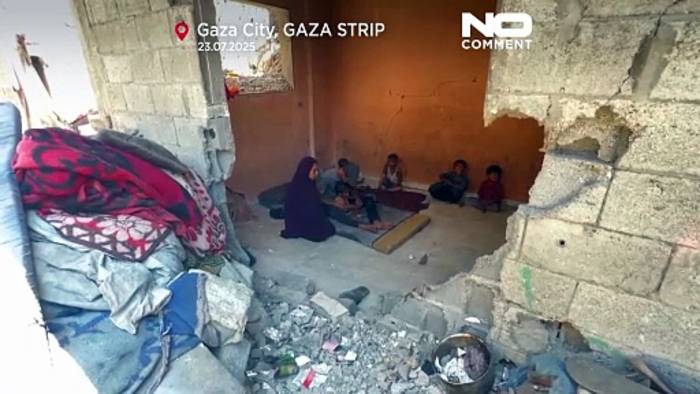 News video: Von schlecht zu schlimmer: Gaza-Krankenhaus verzeichnet Anstieg an Hungersterben bei Kindern