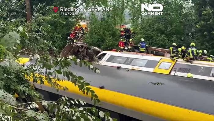 News video: Deutschland: 3 Tote, mehrere Verletzte bei Regionalzugunglück