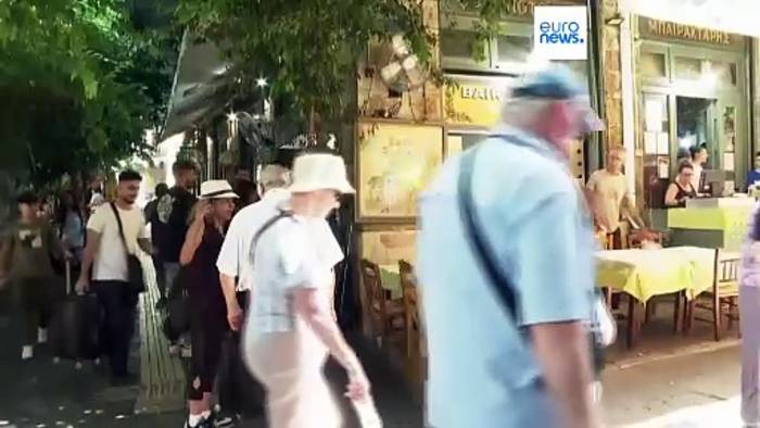 Video: Heiß, heißer, Souvlaki! Athens Gastronomen trotzen Hitze und Verkaufsverbot