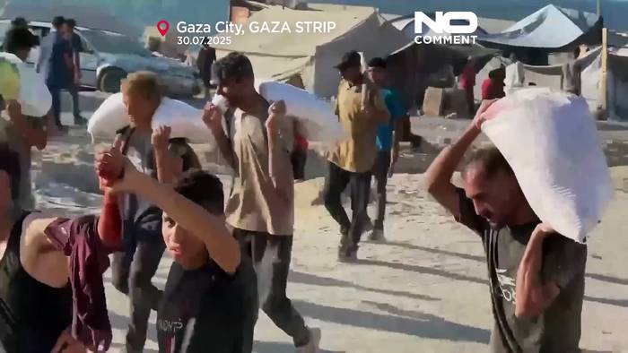 News video: Menschen in Gaza riskieren ihr Leben für Nahrung, während Hungersnot droht