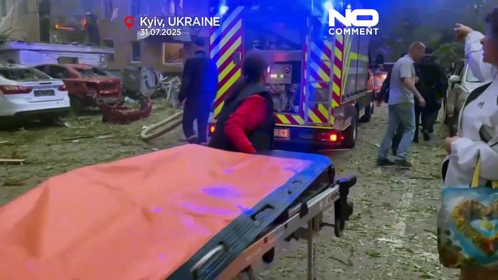 Video: SEHEN: Rettungsaktionen in Kyjiw nach russischen Raketenangriffen mit sechs Toten