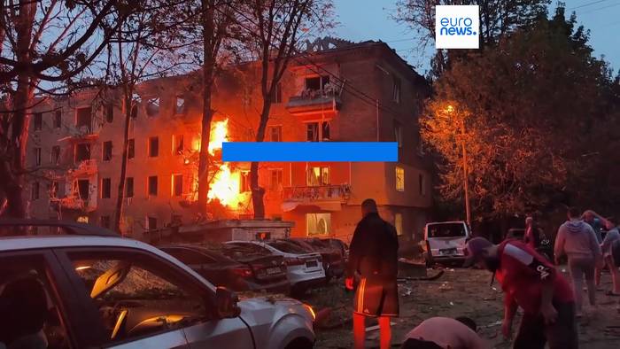 News video: Russische Angriffe auf Kyjiw: mindestens sechs Tote, darunter eine Mutter und ihr 6-jähriger Sohn