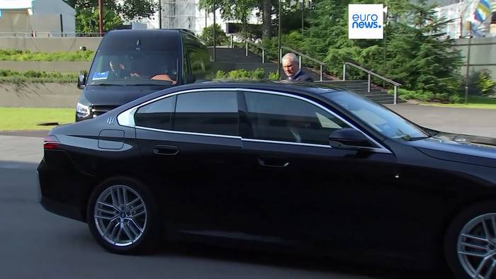 Video: Selenskyj: Moskau lebt immer noch in einer Zeit der 