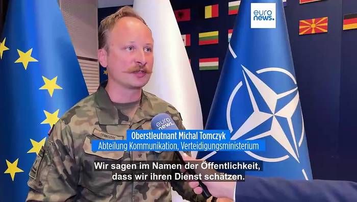 News video: Rund 4.000 Soldaten marschieren: Polen feiert den Tag der polnischen Armee 2025 mit NATO-Parade